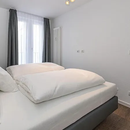 Deichhaeuser Anna Kueste Deichhaeuser Anna Kueste 8-33 * Bensersiel